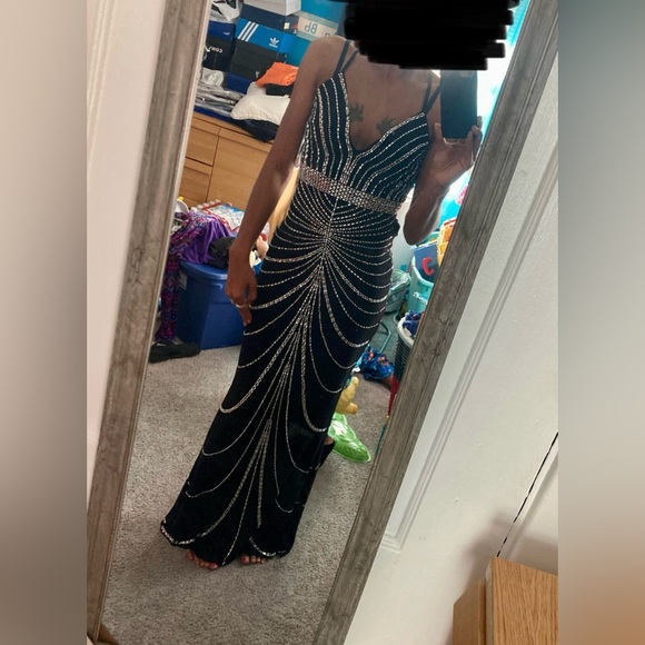 Cute Formal/Dinner Rhinestone Dress - Picture 5 of 11